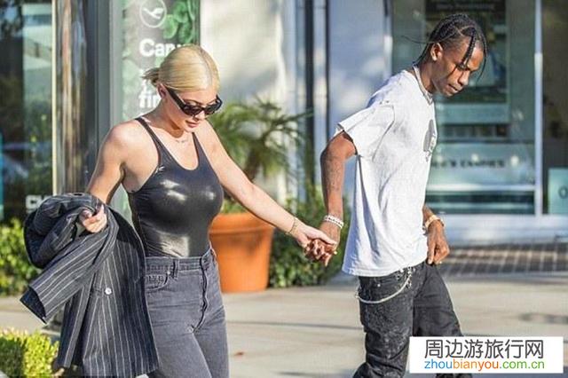 调查一下：我计划跟非洲男友一起自驾旅游直播，会受到大家的喜欢和支持吗？