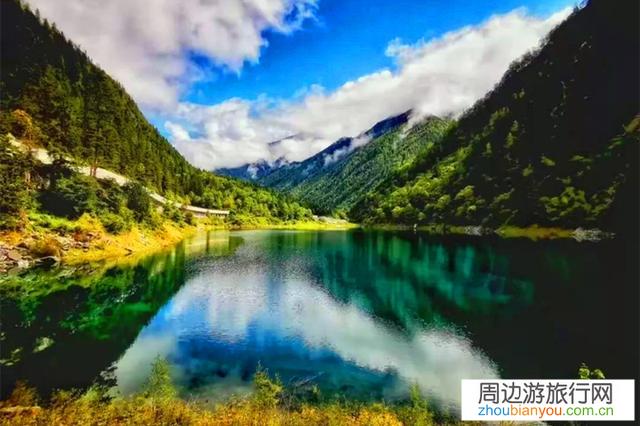 现在到九寨沟看什么？
