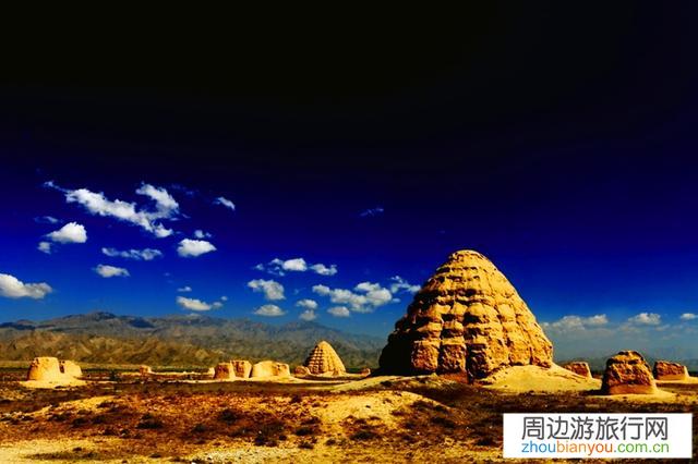 想自驾去宁夏，宁夏周边旅游景点有哪些好玩的呢？