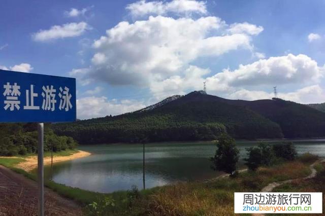 宜昌六人无视景区警告“野泳”犯险，获救后被追索救援费，该谁买单。你怎么看？