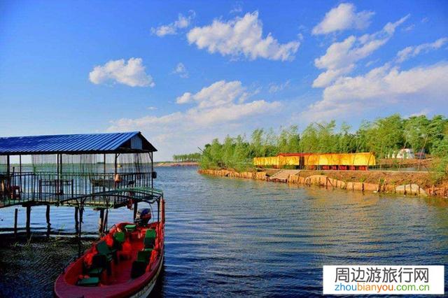 八月份，北京→西安→四川→云南，回北京，有什么好的景点，路线怎么安排？