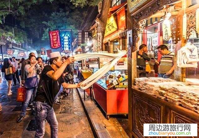 西安最好玩的地方都有哪些？周边儿最好玩儿的地方都有哪些美食？