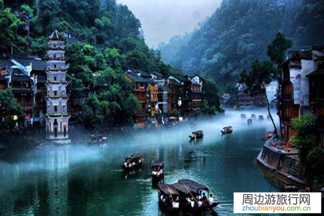 凤凰古城好玩吗？