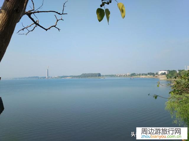想自己一个人出去旅行散散心，什么地方比较好？