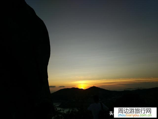 想自己一个人出去旅行散散心，什么地方比较好？