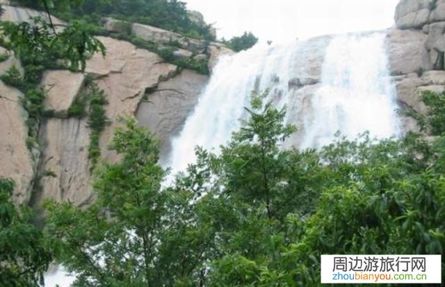 如果去泰安游玩（除去泰山），哪个地方比较繁华，有逛头？
