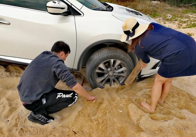 你自驾游途中最惨的一段经历是怎样的？