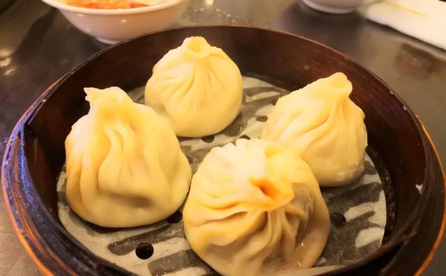 到南京旅游时吃过的最好吃的小吃是什么呢？