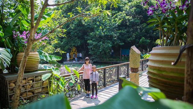 三亚旅游遇到雨天、冷空气和台风怎么玩？