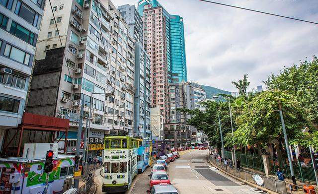 “300元六天五夜港澳游”的旅游信息可信吗？为什么？