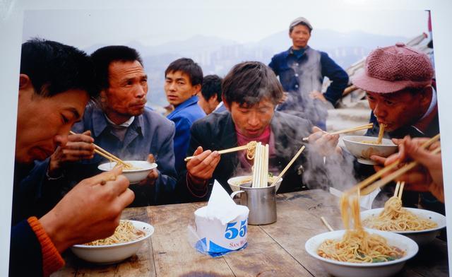重庆山城巷好玩吗？
