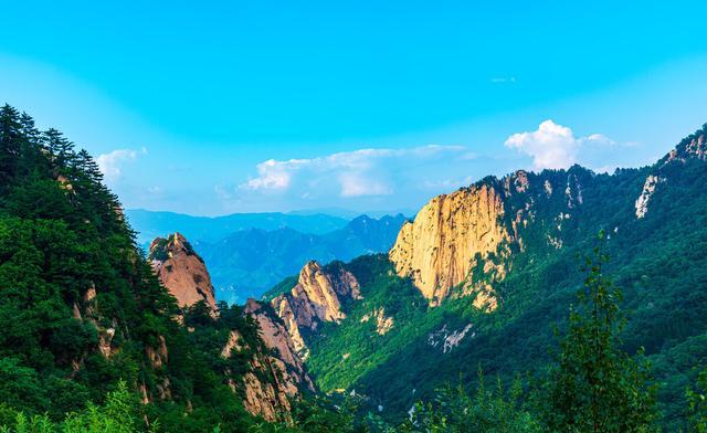 雾灵山风景区在哪里？雾灵山有什么好玩的地方？