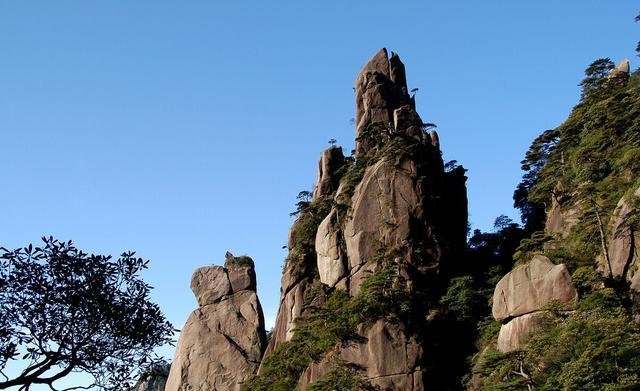 山东泰山、陕西华山、安徽黄山、江西三清山哪座最美？