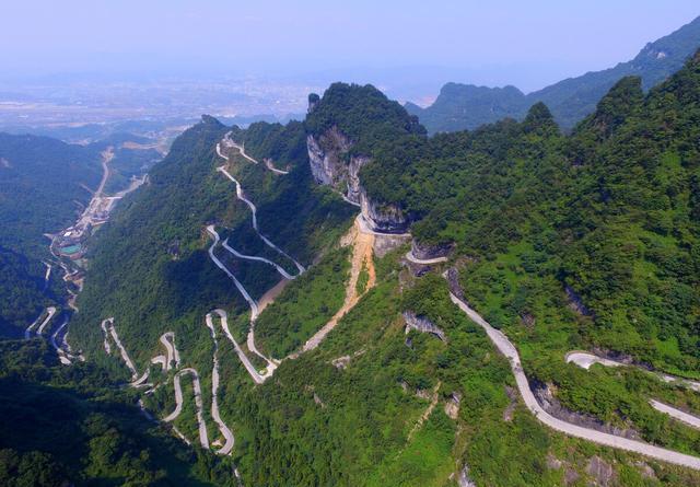 张家界的天门山景区介绍 天门山景区怎么玩