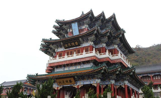 张家界的天门山景区介绍 天门山景区怎么玩