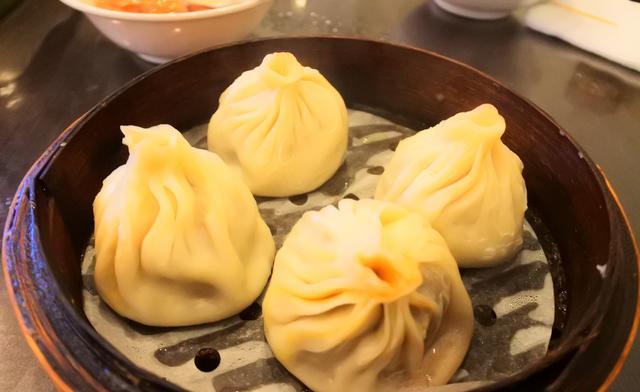 南京夫子庙必吃的小吃都有些什么？